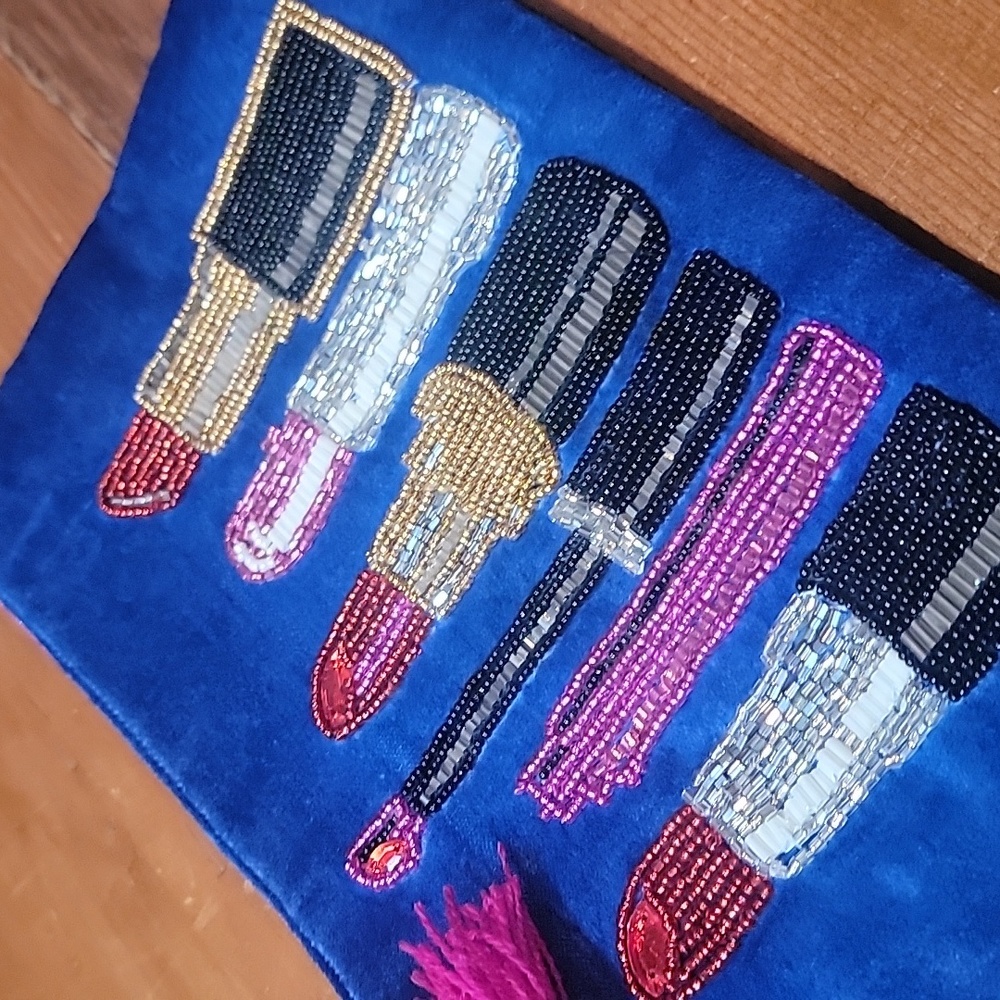 Velvet Pouch - Picture 2 of 6